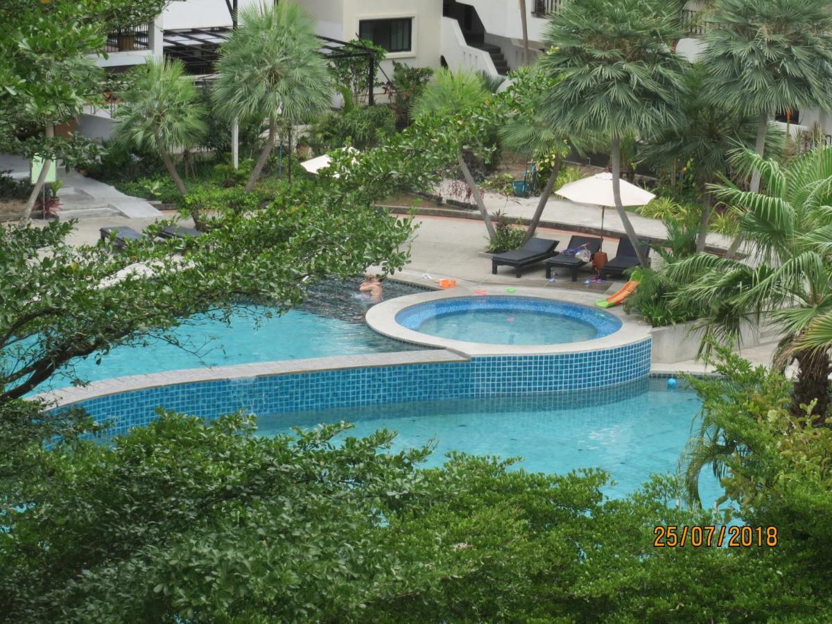 Appartamento Wongamat Privacy Naklua Soi 16-2 Pattaya Esterno foto