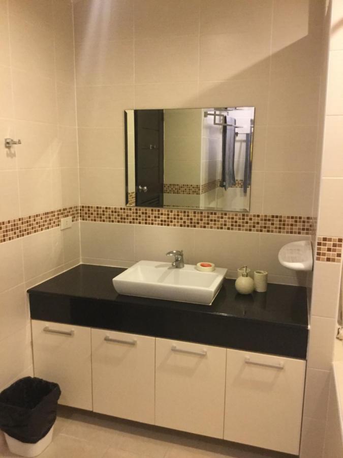 Appartamento Wongamat Privacy Naklua Soi 16-2 Pattaya Esterno foto