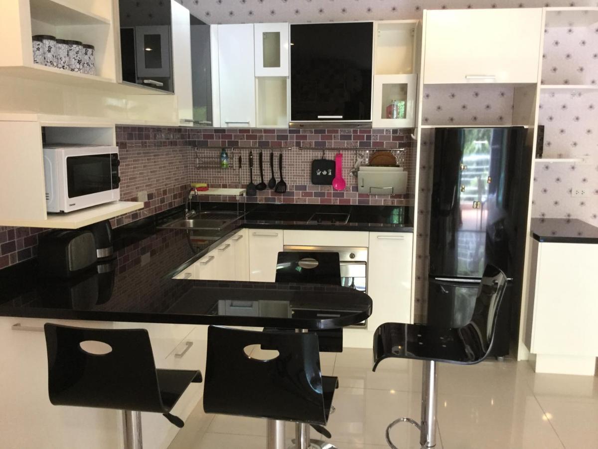 Appartamento Wongamat Privacy Naklua Soi 16-2 Pattaya Esterno foto